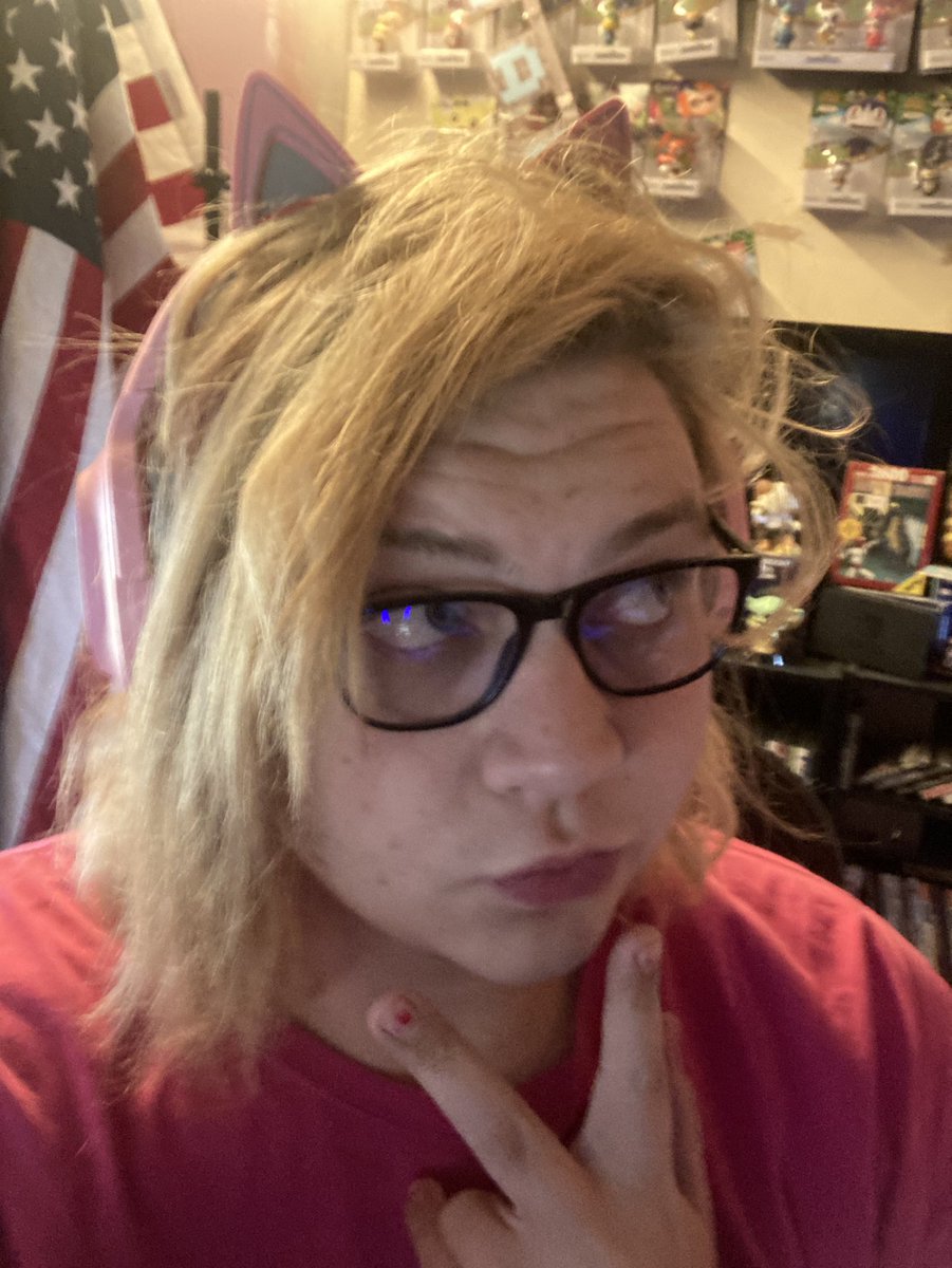 SkylarHope69's tweet image. Trying the new #minecraft update. #minecrafthardcore