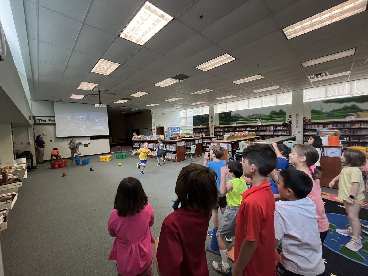 Ms. Ryan tweet media