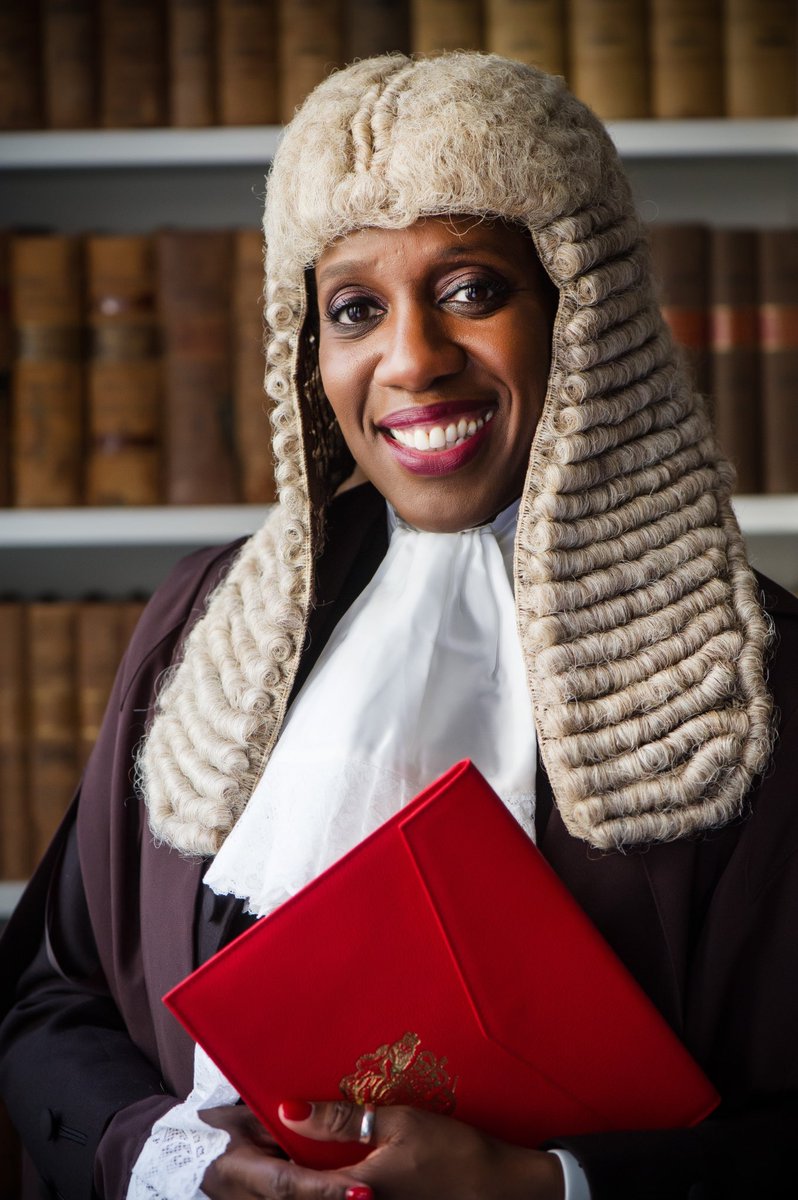 chizzyakudolu's tweet photo. Yesterday my sister became 'Master Bencher at the Honourable society of the Middle Temple'.
I have no idea what that means but it sounds fancy. Proud of you @TheLadyBrief ❤️ https://t.co/f7KX227hcF