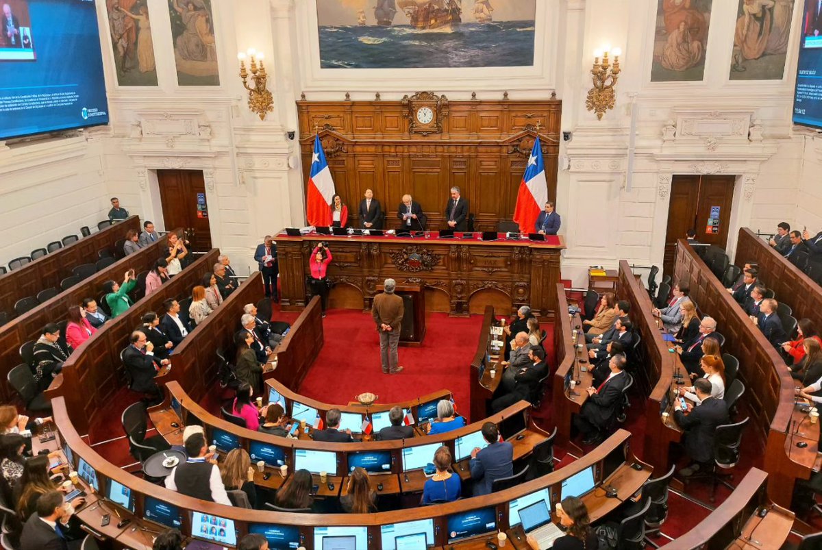 YerkoLjubetic's tweet photo. ¡Empieza el Consejo Constitucional! 🙌🏼
Agradezco a tod@s en la RM que nos eligieron para cumplir este mandato. Vamos a empeñar nuestros esfuerzos para avanzar a una #NuevaConstitución que ponga en el centro los derechos sociales que demanda la ciudadanía. https://t.co/fUcAanwZrz
