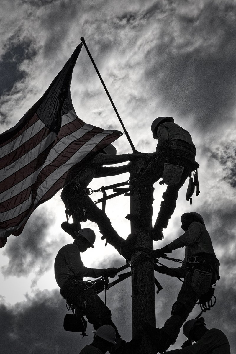 Forever in peace, may you wave. Happy #FlagDay! #OldGlory