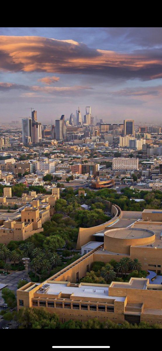 ynwaaaa's tweet photo. @nocontextfooty Saudi Arabia does not have homeless people
No drugs
No corruption

Saudi Arabia is a safe and secure country https://t.co/Nl3rXrDgF6