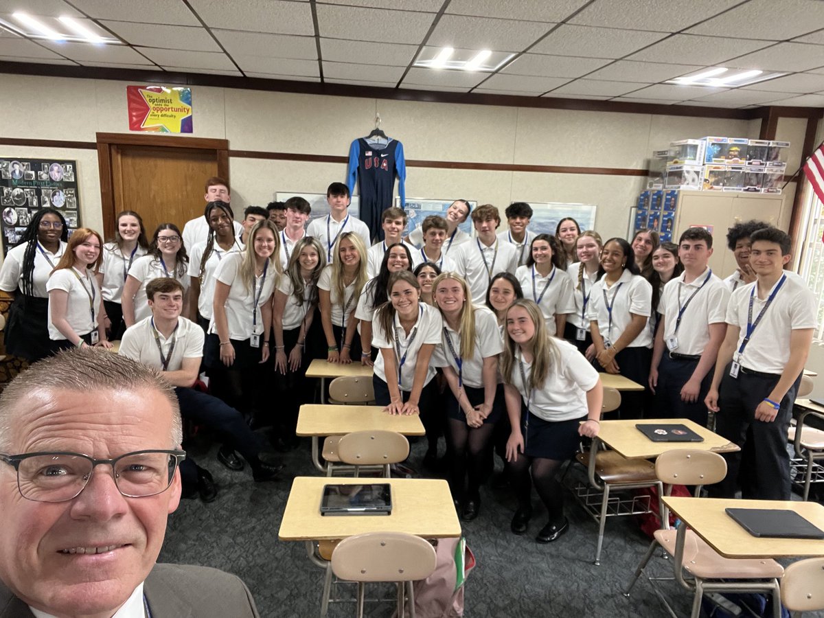 MrFechtmann's tweet photo. Last day of classes for these two classes of great kids. I’m sure they will do well on their comps and be great leaders as seniors next year. https://t.co/ibdzuw8c5w