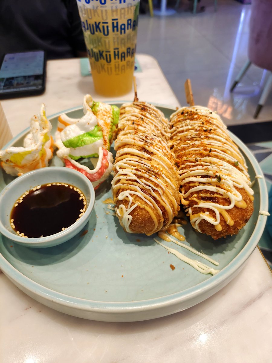 _comfortcouch_'s tweet photo. Do you know what this dish is?

📍Harakuju Cafe, Select City Walk 
#korean #anime #Japan #fried #Food #harajuku https://t.co/NeBgKGhDEq