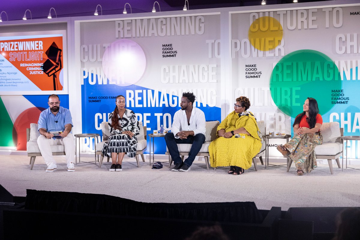 NLEN_Jobs's tweet photo. Our President & CEO Brenda Palms joined .@ElevatePrize at the #MakeGoodFamous Summit in Miami!
We thank Elevate Prize for their continued support of our vision and mission of pollinating opportunity across Chicago! #CreatingACommunityThatWorks https://t.co/XtJjWpB2dF