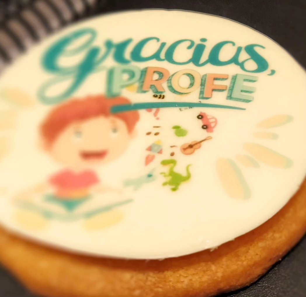 🆕 Estás buscando un detalle original y #ricorico para la profe o el profe? Un año más, aquí están nuestras pastas brasileiras/holandesas en tamaño galleta para darles las gracias por todo ♥️.
#regalamolino 
#todosabericoenelmolino
#dateuncapricho
#molineando
#molineaconganas