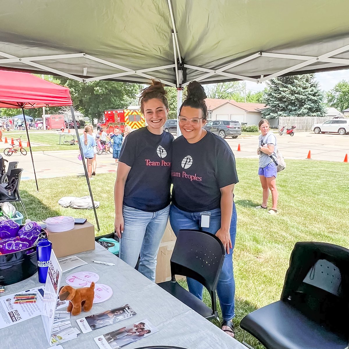 BankWithPeoples's tweet image. The North Sioux City Community Library held their Summer Reading Program Kickoff yesterday. They had face painting, petting zoo, bike rodeo, sno cones, &amp;amp; a BBQ. There was a bike giveaway with some bikes donated by Peoples Bank in North Sioux City!
#WhereValuesMatter | Member FDIC