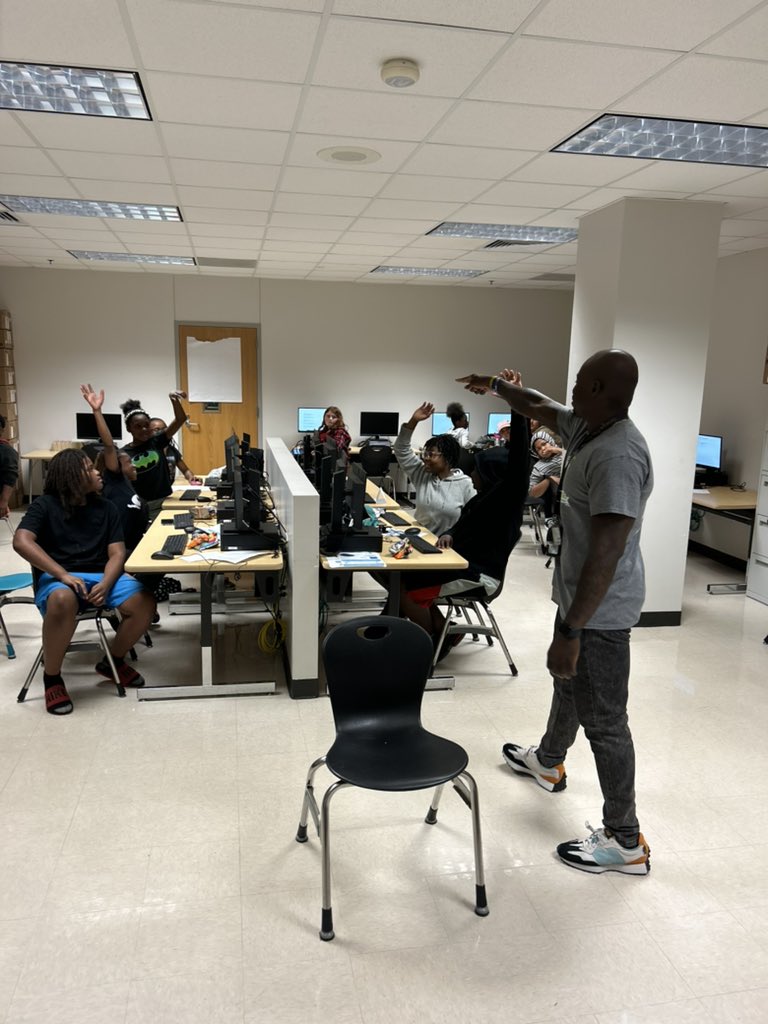 DanielFregens's tweet photo. CCMR ENRICHMENT SUMMER CAMP KICK OFF CONSISTED OF CAREER TABOO, COLLEGE SCAVENGER HUNT, AND COLLEGE MYTH HOOPS!!!!  WE HAVE TO STAY READY SO WE DON’T HAVE TO GET READY @HISD_ProjectEx   @GLECPVA https://t.co/4AyJ7l7a29