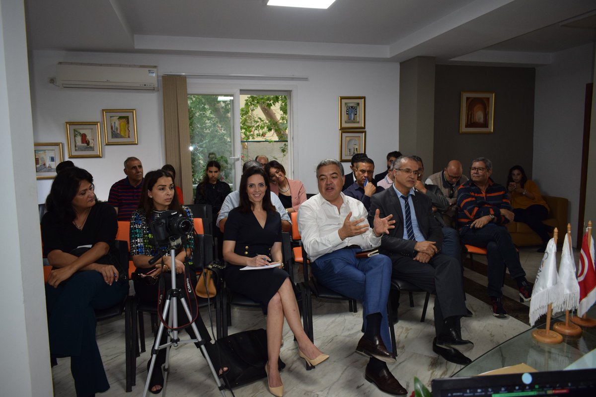 📷 Retour en photos sur notre dernier événement sur "le rôle de la douane tunisienne dans la facilitation et la promotion des exportations 📷 6 juin 2023 à 17h30📷
#CONECTInternational #Afterwork #DouaneTunisienne #Exportations #Mutuelleville #Networking #ÉvénementMémorable