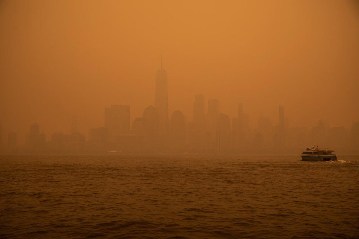 StevenFulop's tweet photo. Pictures from the #JerseyCity waterfront looking at NYC. 

Photo credit Instagram: jbrophoto https://t.co/3EseG5nrbs