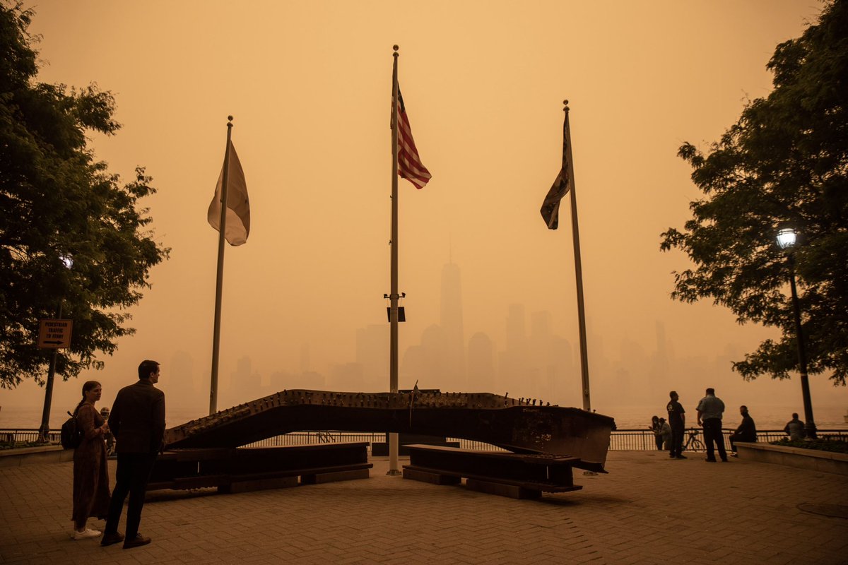 StevenFulop's tweet photo. Pictures from the #JerseyCity waterfront looking at NYC. 

Photo credit Instagram: jbrophoto https://t.co/3EseG5nrbs