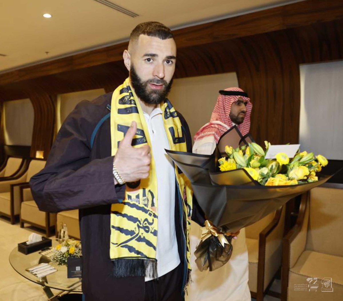 🛬 أهلًا بالبنـز في معقل النمور! 🐅
منتظرينك بالجوهرة! 🏟🤩 
#Benzema2Ittihad
#here2inspireKSA