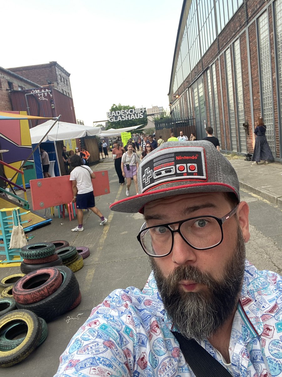 Tschö Arena, cu <a href="/republica/">re:publica</a>. Bis nächstes Jahr dann wieder in der Station Ende Mai! 😘 Es war mir mal wieder ein innerliches Blumenflücken. #rp23