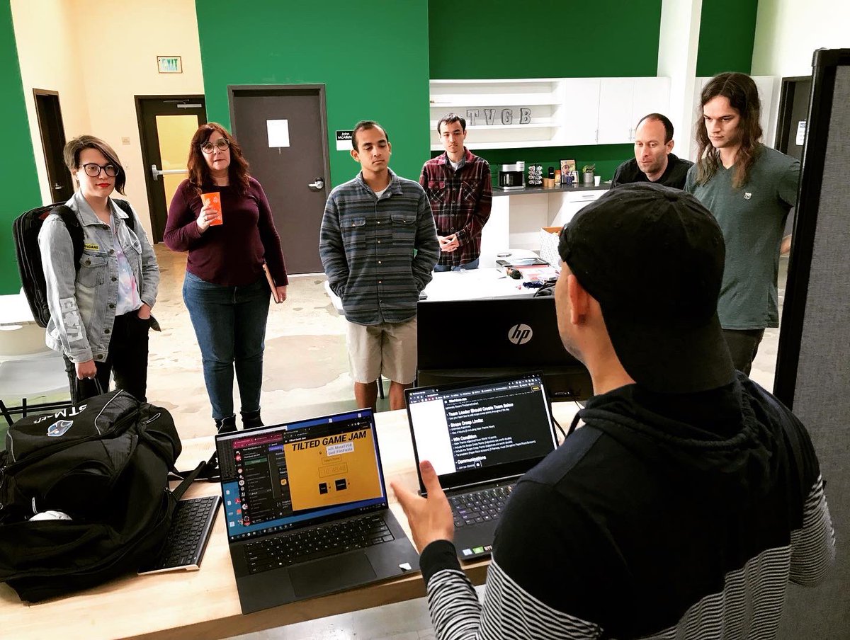 La_Pocha's tweet image. Image highlights from our second GAME JAM at the @MediaArtsSA TVGB Maker Space! Games were built from concept to completion in a marathon 12 hour session. Thank you @tiltedshedstudios for an amazing experience!! 🎮🤖

#ComputerGames #Gaming #GameDesign #Pocha #SantaAna #OC 🍊