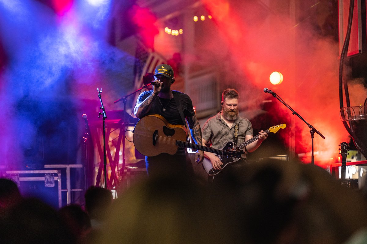 M_R_Junkies's tweet image. Thank you @KWSWF for sharing your photos from @Michaelraymusic's performance. We shared more on our facebook page if anyone wants to check them out. #michaelray #kwswf #keywestsongwritersfestival