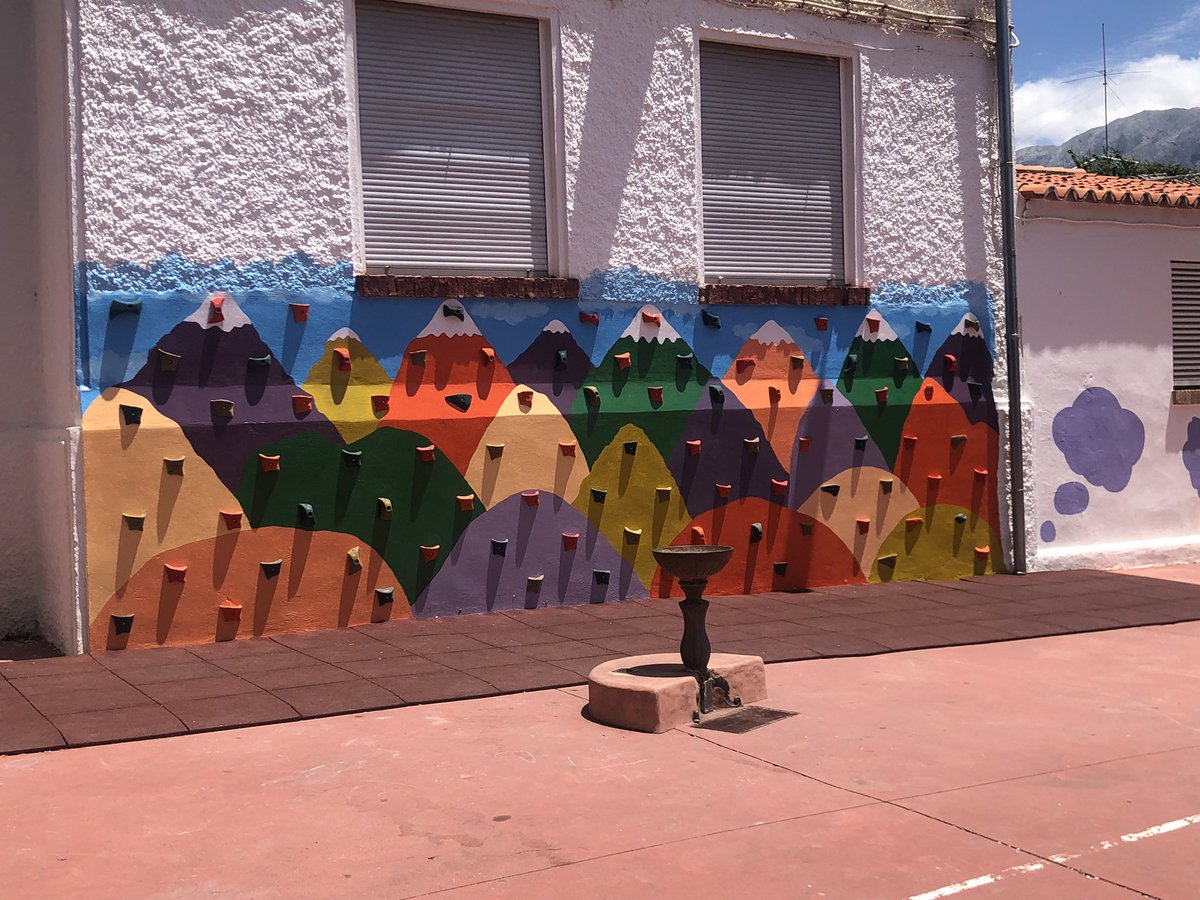 Colegio Velasco y Merino tweet media