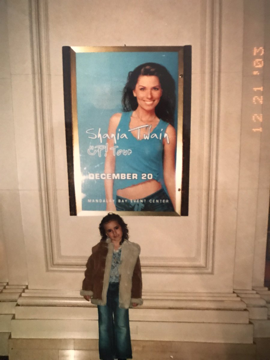 maddytaylor_18's tweet photo. @ShaniaTwain @GEODISPark TBT to ‘02 and ‘03. See you tonight Queen🤩 #QueenOfMeTour https://t.co/j9dW2BROiA