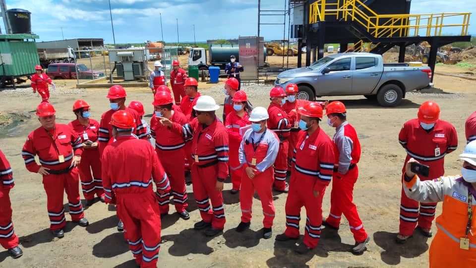 🇻🇪🚢 La inspección de la Dirección Ejecutiva de Auditoría Fiscal @PDVSA y @CGRVenezuela  culminó con un recorrido por el muelle de #Petrocedeño en  @pequivenjose, por donde se despacha coque #NuevaGeometríaPluripolar @NicolasMaduro @TellecheaRuiz #PetroSanFélix
@omar_pdvsa