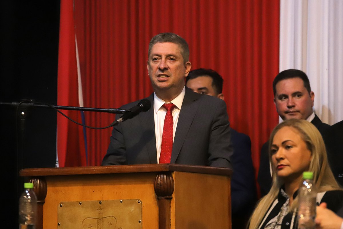 TSJE_Py's tweet photo. El Ministro del TSJE @jjbestardd participó del acto de proclamación a miembros de la Junta Departamental de Cordillera que resultaron electos en las Elecciones Nacionales, destacando la presencia de las autoridades y los candidatos electos por la ciudadanía.

🧵 https://t.co/O0C6Hw3jKR