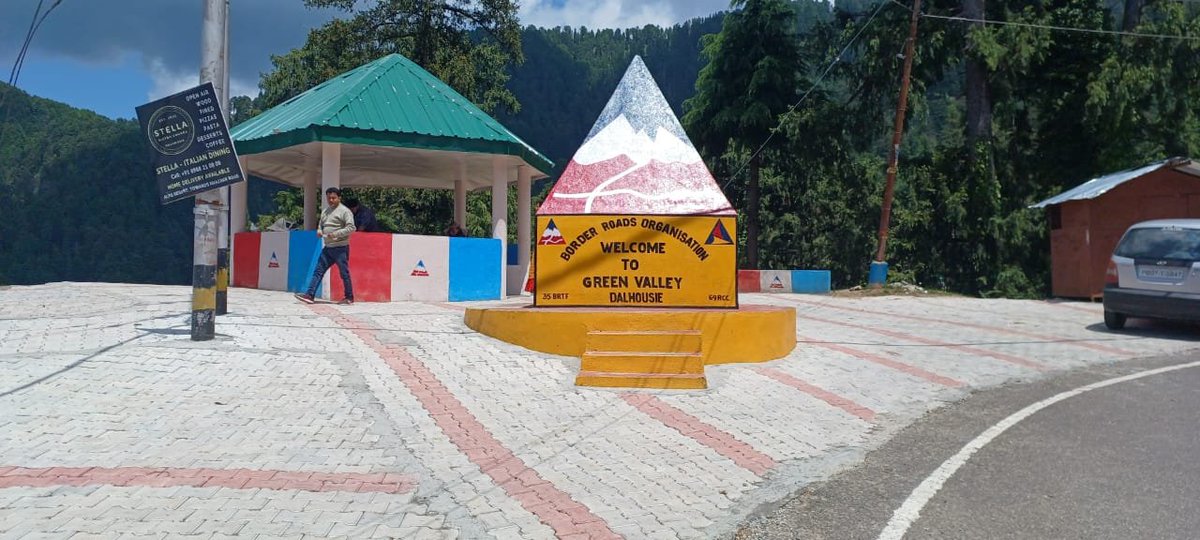 Thank you so much 69 RCC (GREF) for making Dalhousie more tourist friendly. They are doing excellent work by constructing View points, Doing tiling works in Roads, putting slogan boards etc. 
#broindia
#bro
#dalhousie #efforts #travel #travelfriendly