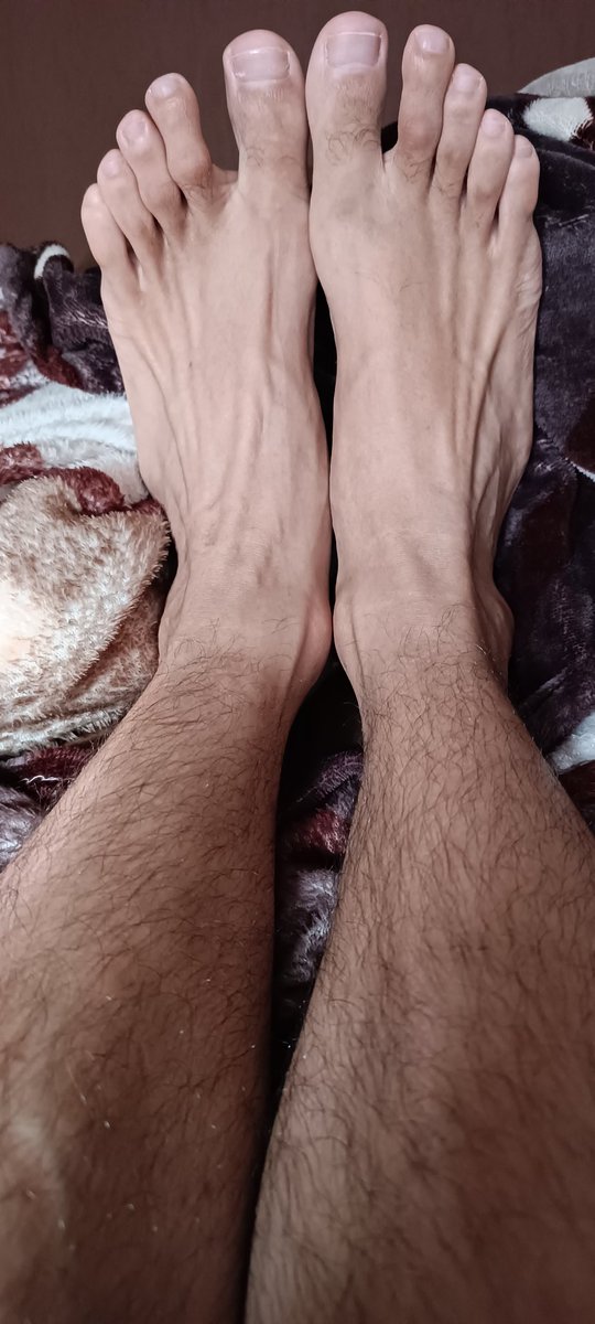 Wisoor's tweet photo. 👣😏😉 https://t.co/nU69ddXNKd