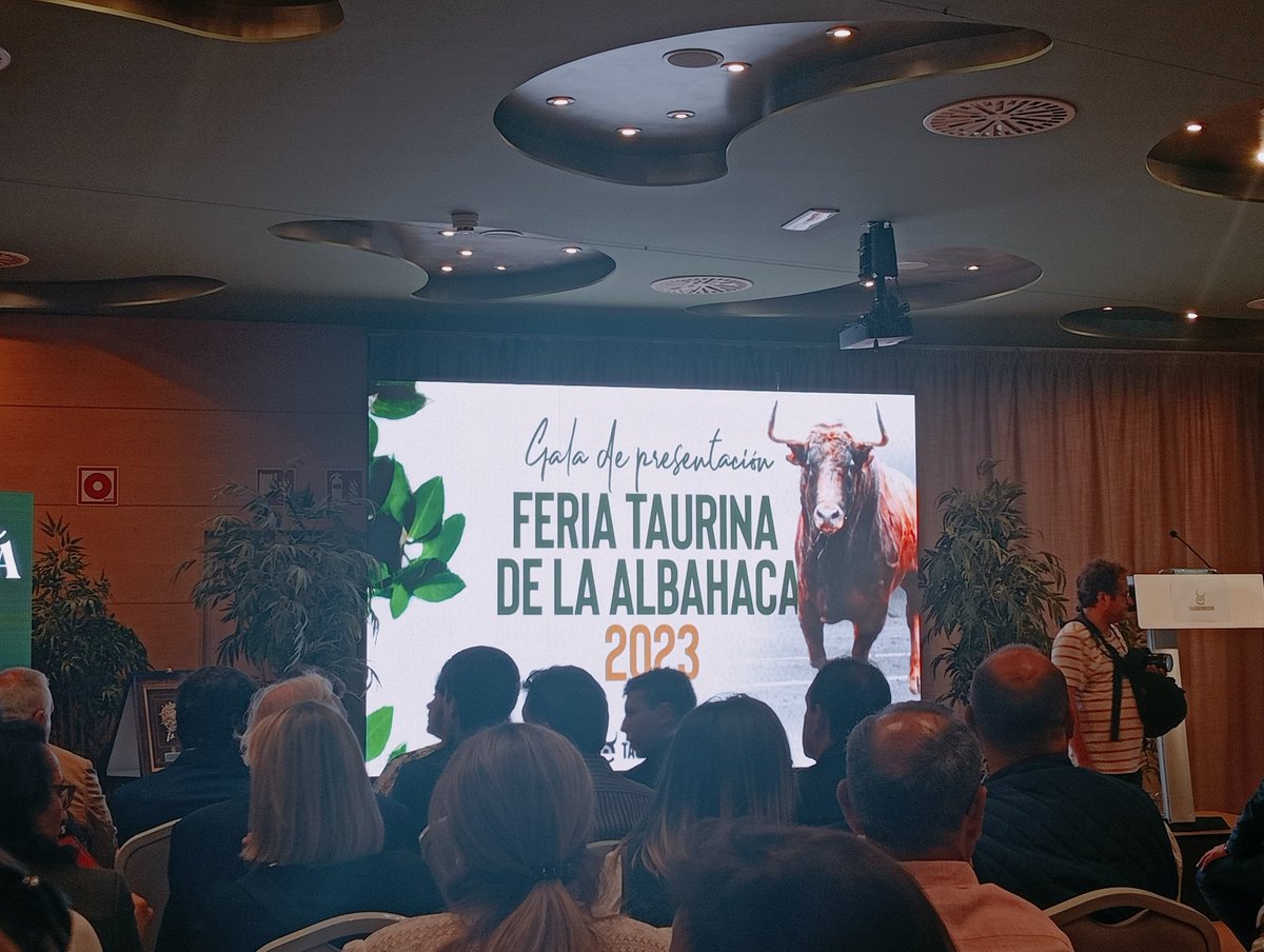 Ambientazo en la presentación de los carteles de la feria Taurina de la Albahaca 2023. Presencia de Ginés Marín y Joselito Adame. Llenazo en <a href="/AbbaHuesca/">abba Huesca Hotel</a> Hay ganas de toros!!! <a href="/tauroemocion/">Tauroemoción</a> presenta los carteles oficiales