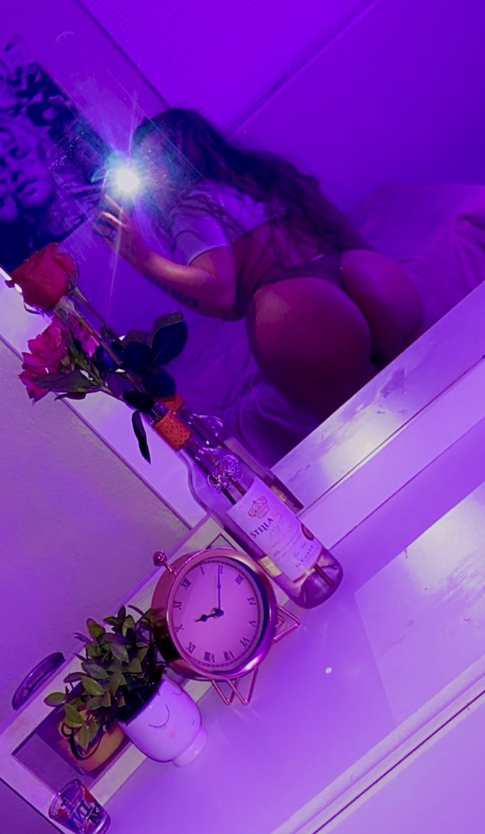 Desirea815's tweet photo. Don’t miss out on me 🤍Subscribe to my OF 🫶🤍 Link in comments and bio #content #contentcreator https://t.co/1Kyy4eZb8Q