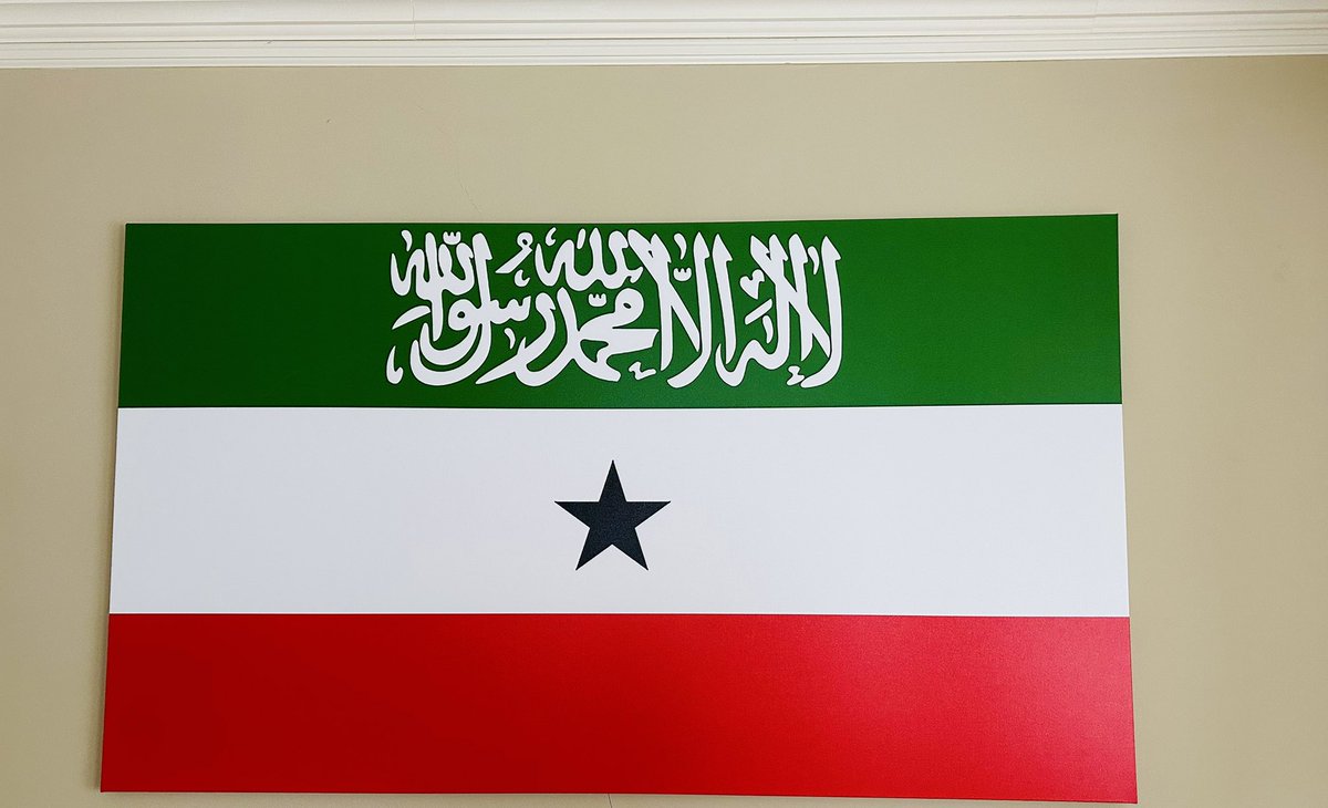 FahimaAli49's tweet photo. Alxamdulilah 🤲🏽

Calanka calankaa 
Qaranka qarankaa

@IshaXogta , thank you for making this for me. https://t.co/vfd8V4665x