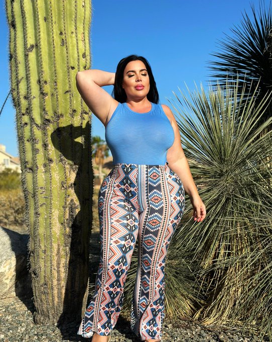 Getting my Vitamin D ☀️ https://t.co/bJHqk71MmC