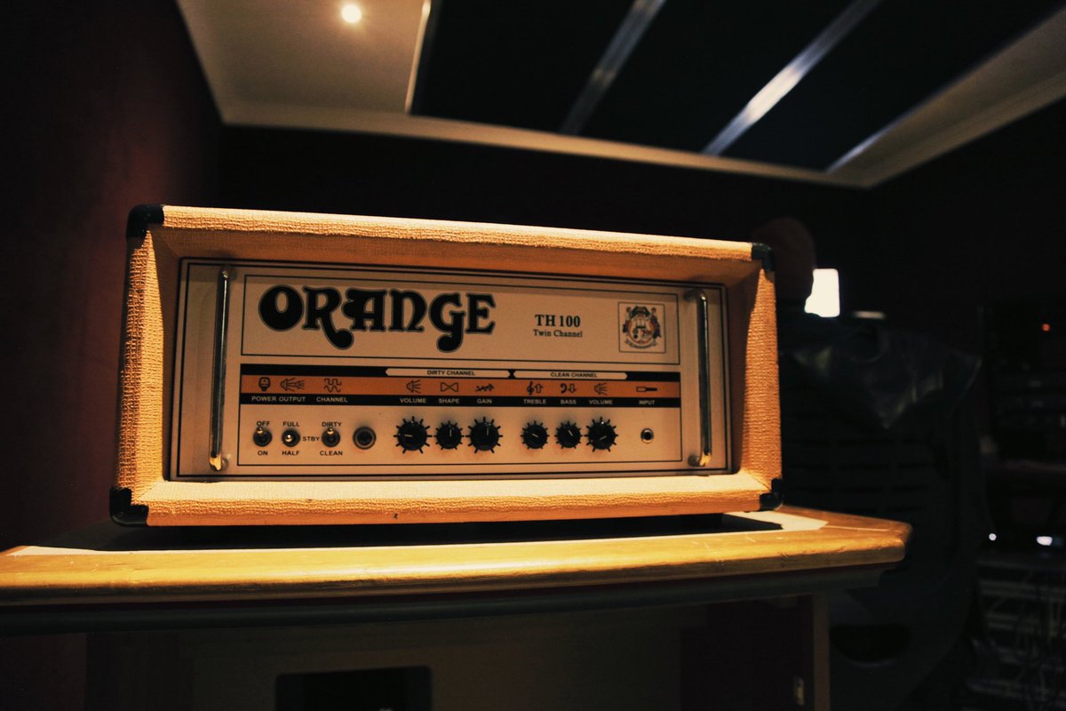 Orange TH100. Don't be afraid of the killer tone!... 

#manchestermusic #manchester #newmusic #recording #recordingstudio #recordingsession  #recordingmusic #recordingguitars #studio #studiotime #studiosession #guitaramps #amps #orange #orangeamp #th100