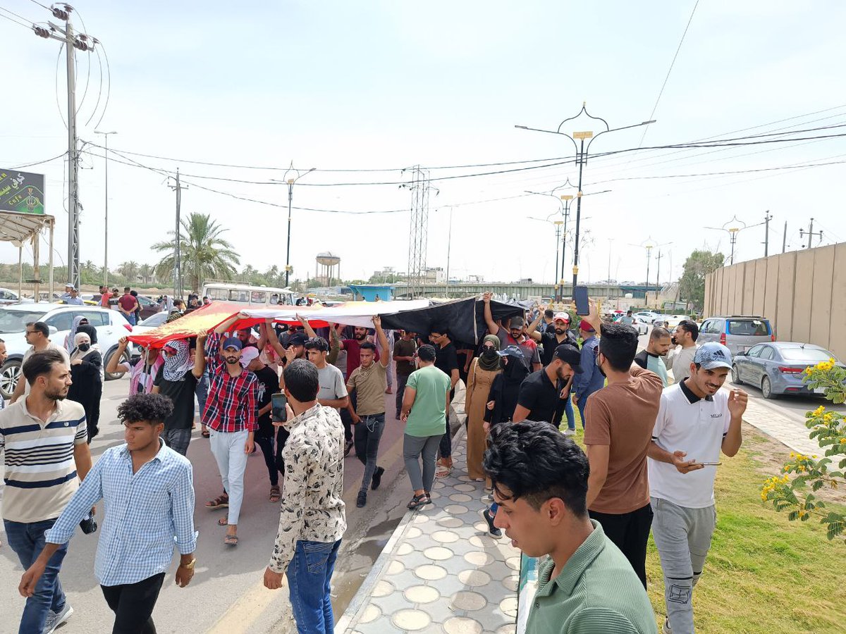 #اضافة_فقرة_للخريجين_بموازنة٢٣

<a href="/AlHaLboosii/">محمد الحلبوسي</a>