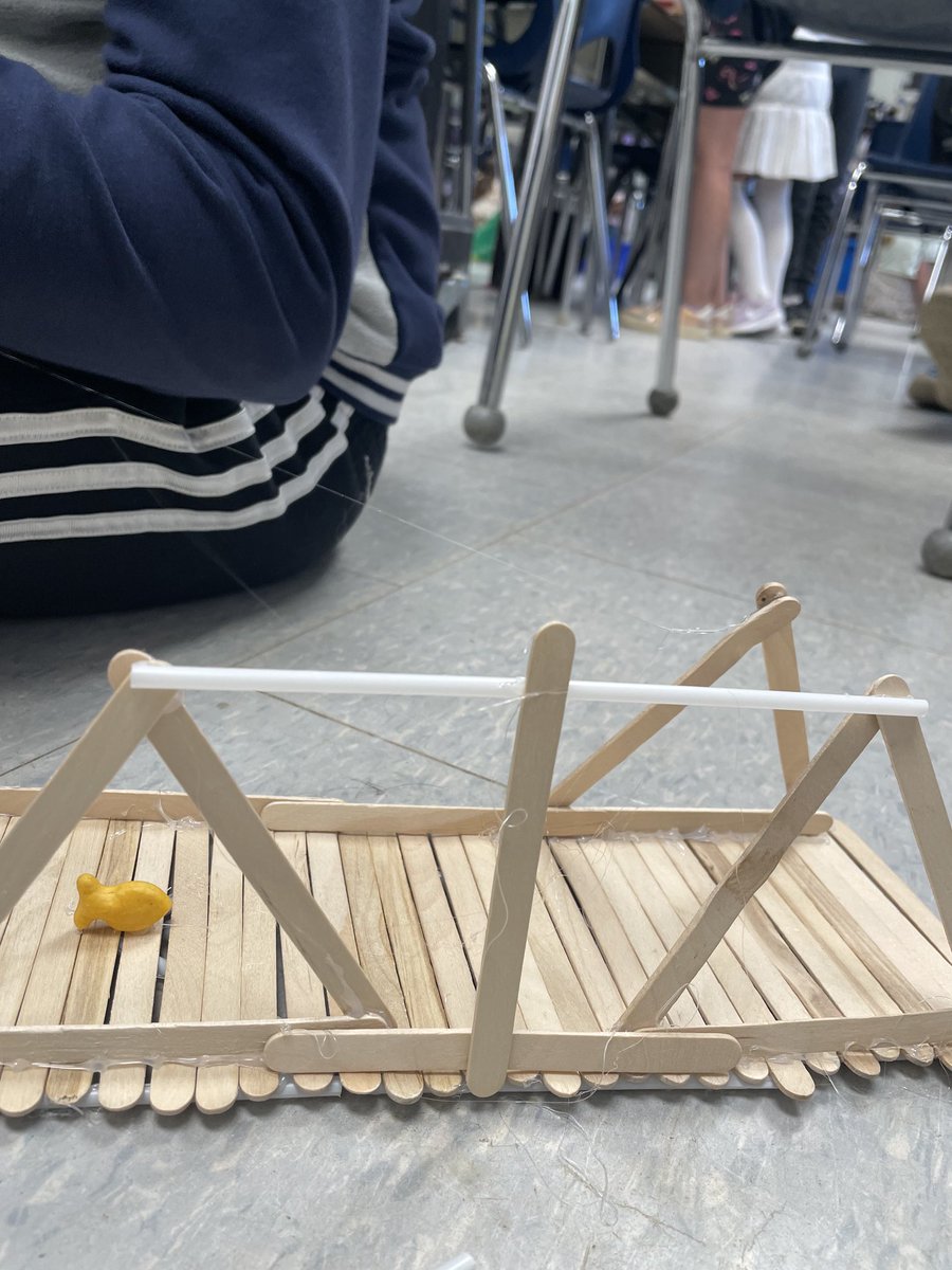 MJS_teach's tweet image. Perseverance and compassion abound as we collaborate to create safe bridges! Even our “fish” can travel across! Can’t wait to test these out!! ⁦@lkwwrdsb⁩ ⁦@wrdsb⁩