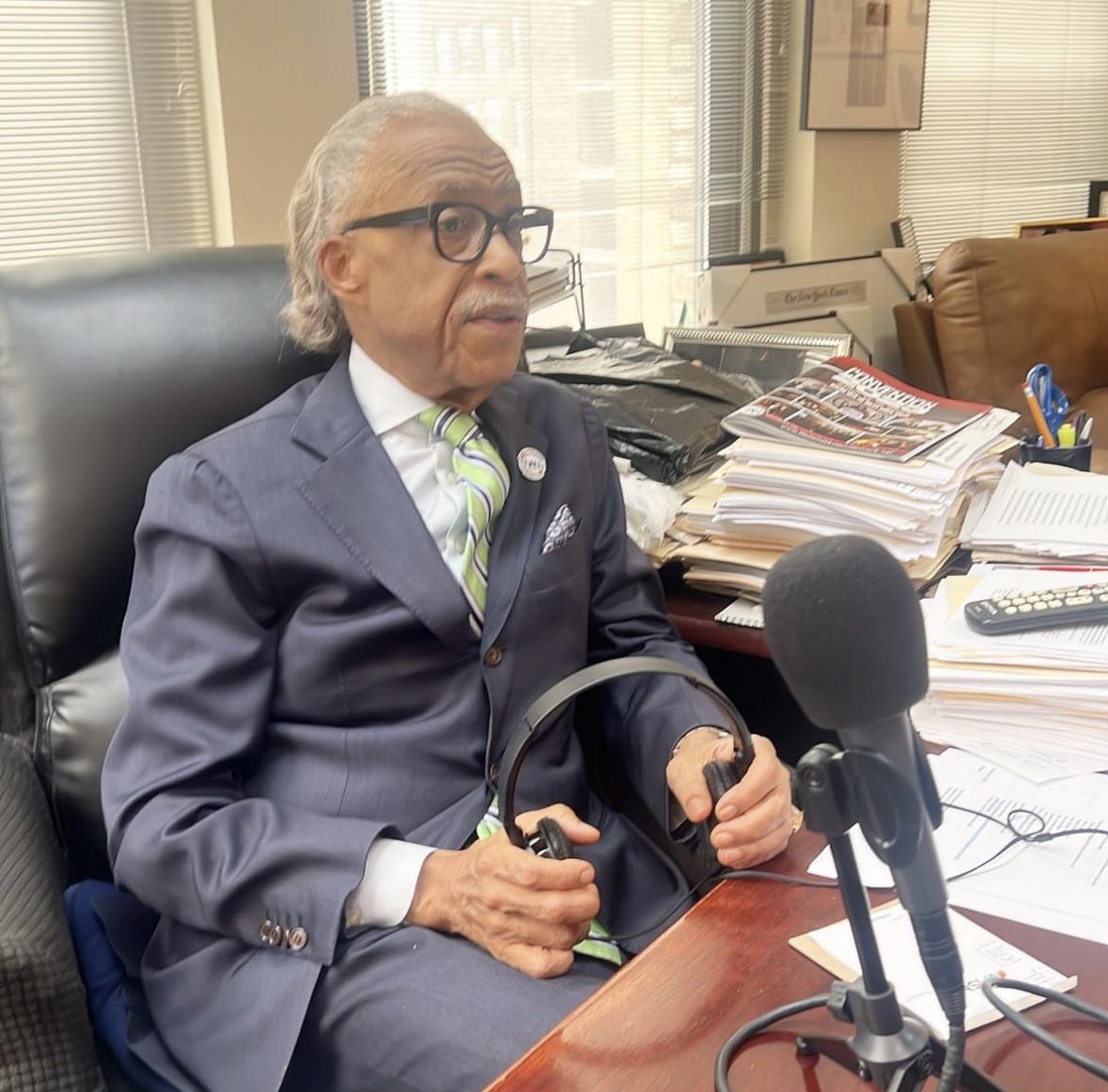 Reverend al sharpton on twitter live on keeping it real w al