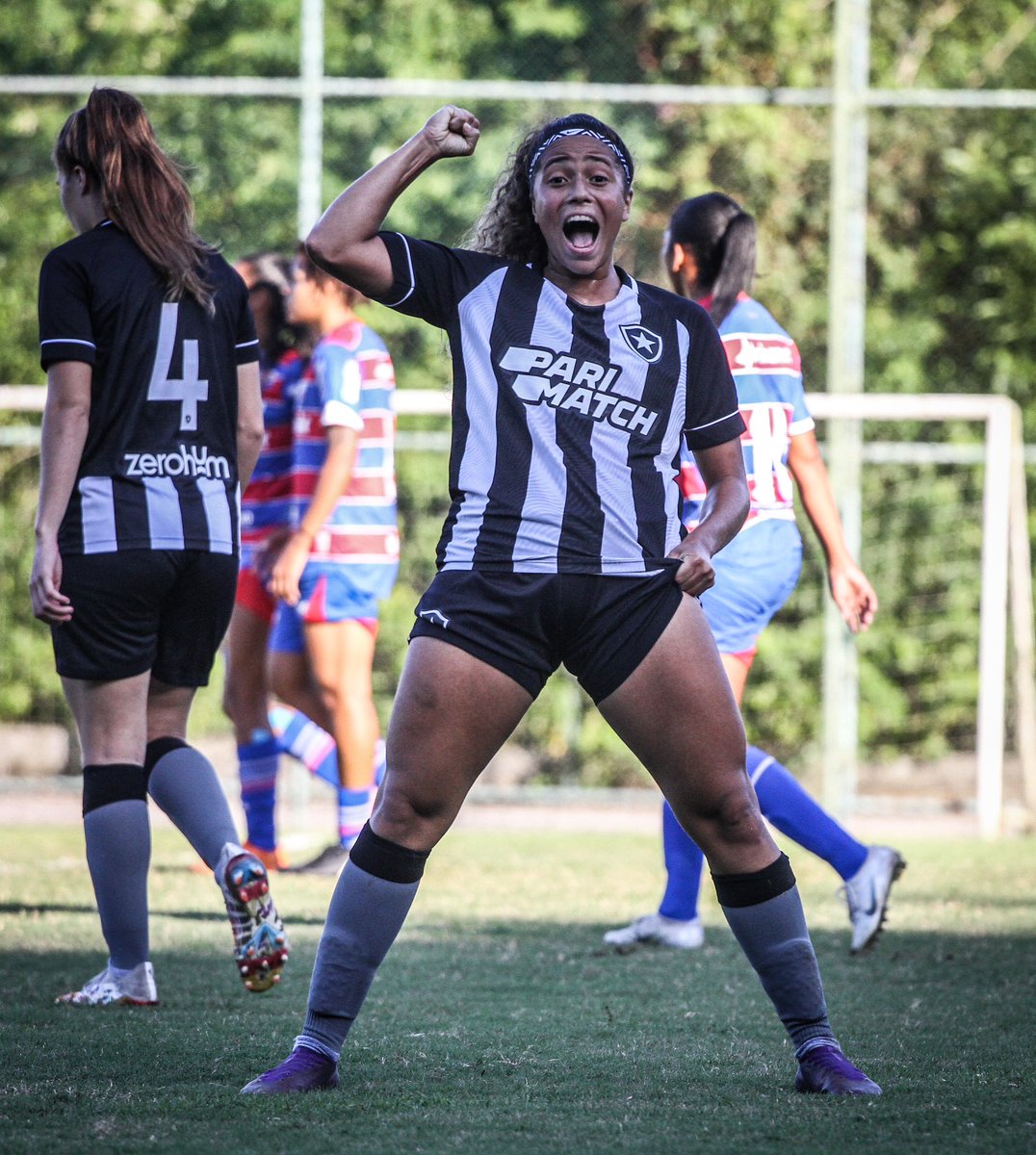 Teve gol da artilheira, hein! Pega essa comemoração! 💪🔥9️⃣

📸 Arthur Barreto / BFR