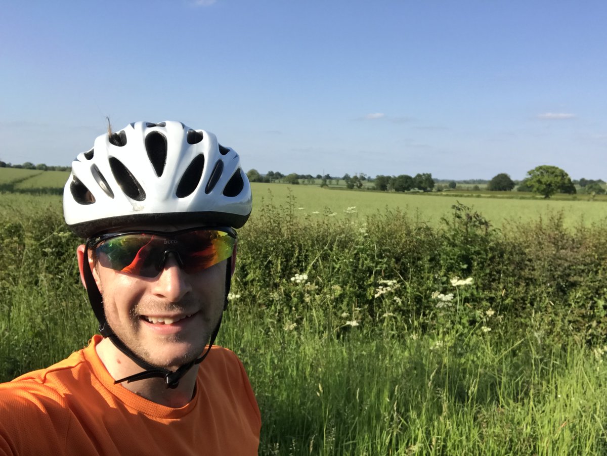 A lovely evening cycle home today. Don't forget that there are House Points and goodies to be won by coming to school by bike on Thursday and Friday #BikeWeek100 <a href="/solsch1560/">Solihull School</a>