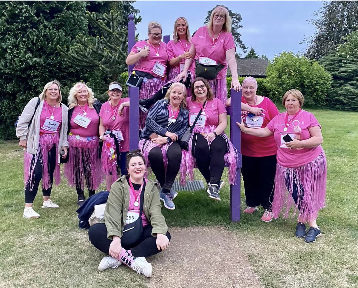 Anne Roberts tweet media