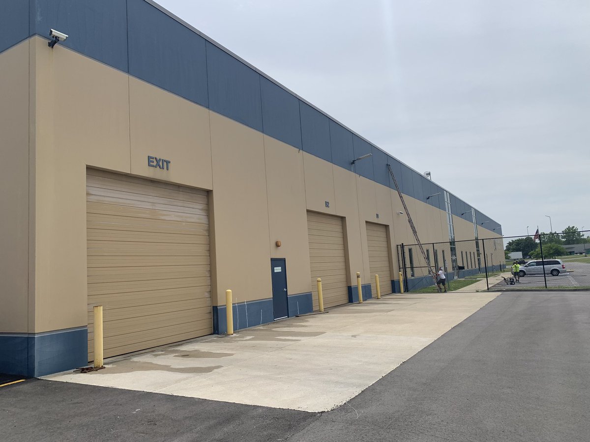 It’s a productive afternoon for #TeamFBP in #indy for some #warehousepainting!

🔴⚪️⚫️

☎️ 317-447-5227 

#commercialpainting
#exteriorpainting #exteriorpaintingcontractor #exteriordesign #commercialpainter #propertymanagement #indysbestpainter #indianapolis #warehouse