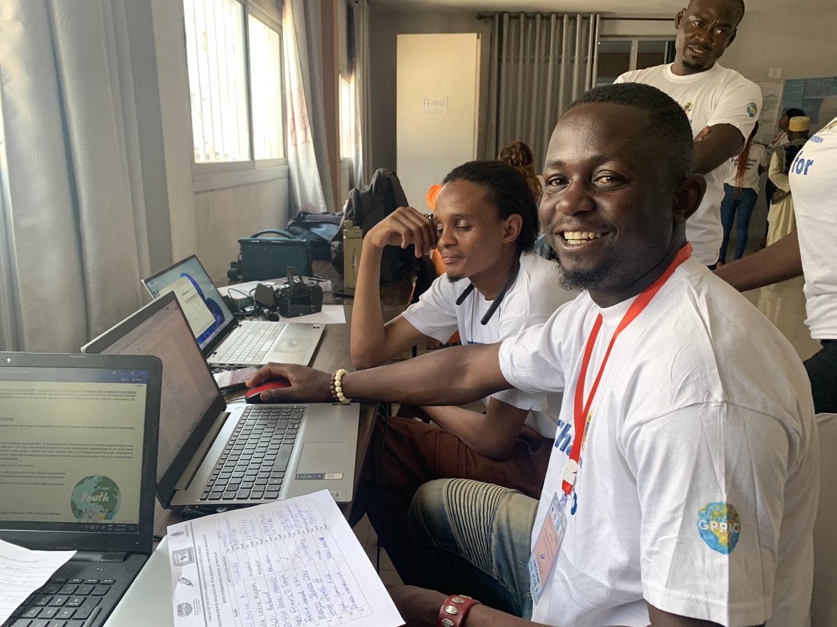 EtohAnzah's tweet photo. I’m a #Champion4Peace I Rally young people and build their capacity to participate in #Peace Building Initiatives, uphold good Social Media Code of Conduct and shun #Hatespeech #NoToHate #Act4Peace #defyhatenow @GLOBALVISIONAR5 @civic_watch @FESKamerun #HateFreeCameroon @UN #SDGs https://t.co/E9SSzXTC4Y