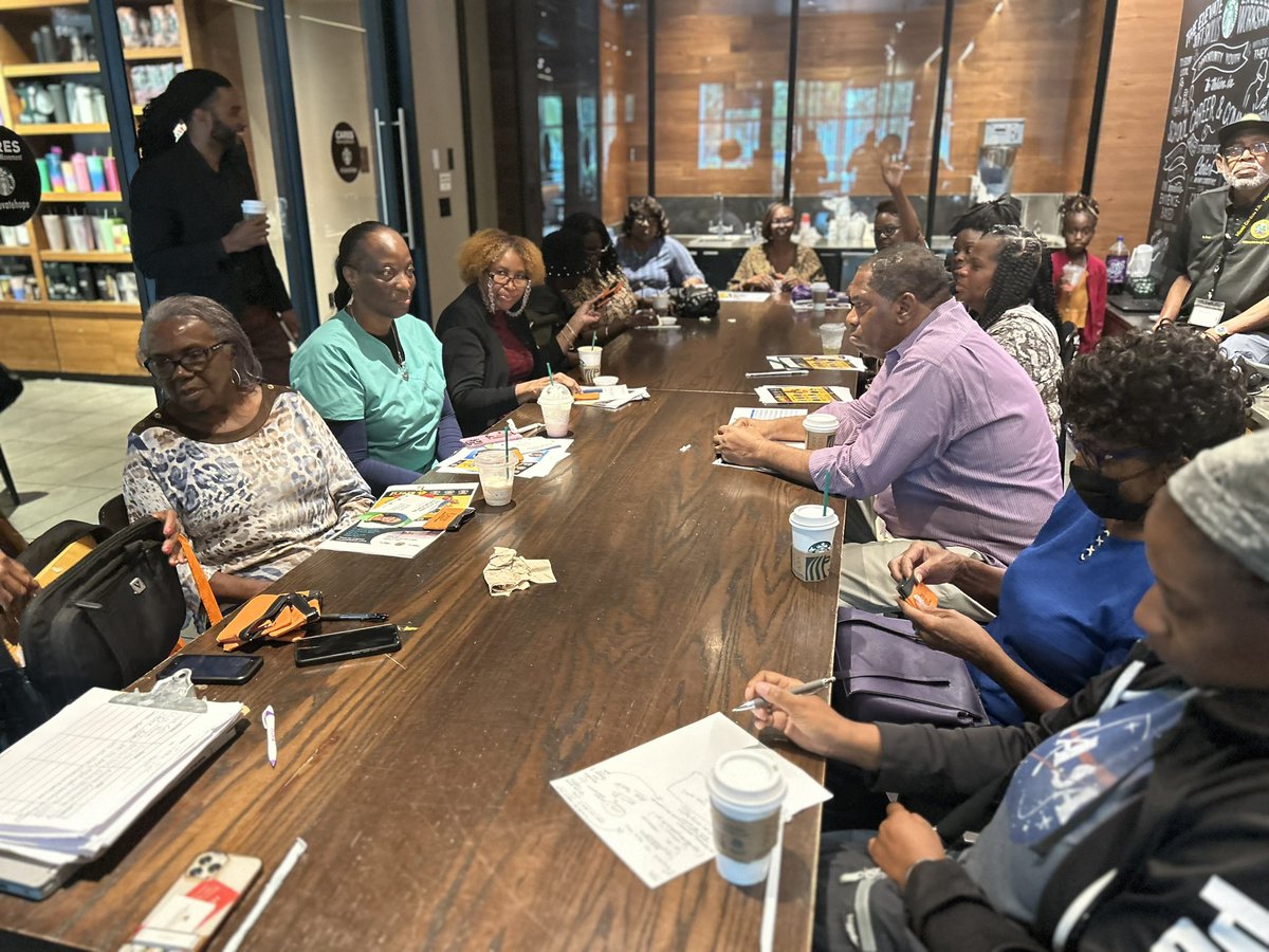 RLStephens3_'s tweet image. #TTT last night exemplified the power of meaningful discourse, as impassioned conversations with residents resonated with the shared values of our community, fostering unity and strengthening the collective voice towards a brighter future. J#WeAreMiamiGardens #TableTalkTuesday