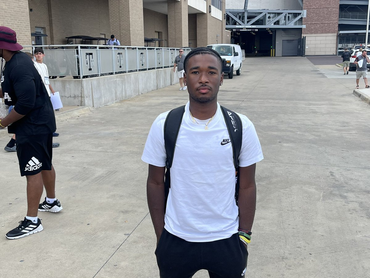 2025 Pearland Dawson CB Chase Davis has P5 offers already 247sports.com/player/chase-d…