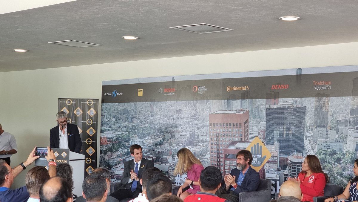 hablamosautos's tweet image. Estamos en #StopTheCrash organizado por @LatinNCAP, una iniciativa que tiene como objetivo mejorar las legislaciones y políticas de seguridad tanto de marcas automotrices como gobiernos.