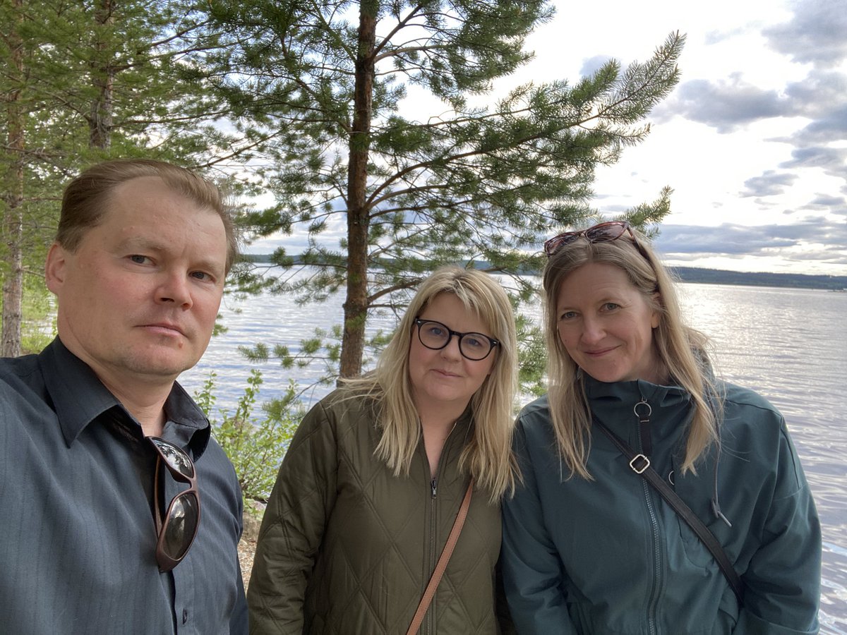 MariKattilakos2's tweet photo. Tänään tietoa ja keskustelua #monipaikkaisuus ilmiön paikallisista muodoista sekä kehittämisen mahdollisuuksista ja tarpeista #Nurmes #MONIPOKA @Psaukko1 @kati_pitkanen @UEFSpatia @ktl_uef @SYKEinfo https://t.co/K9iuH9clP3
