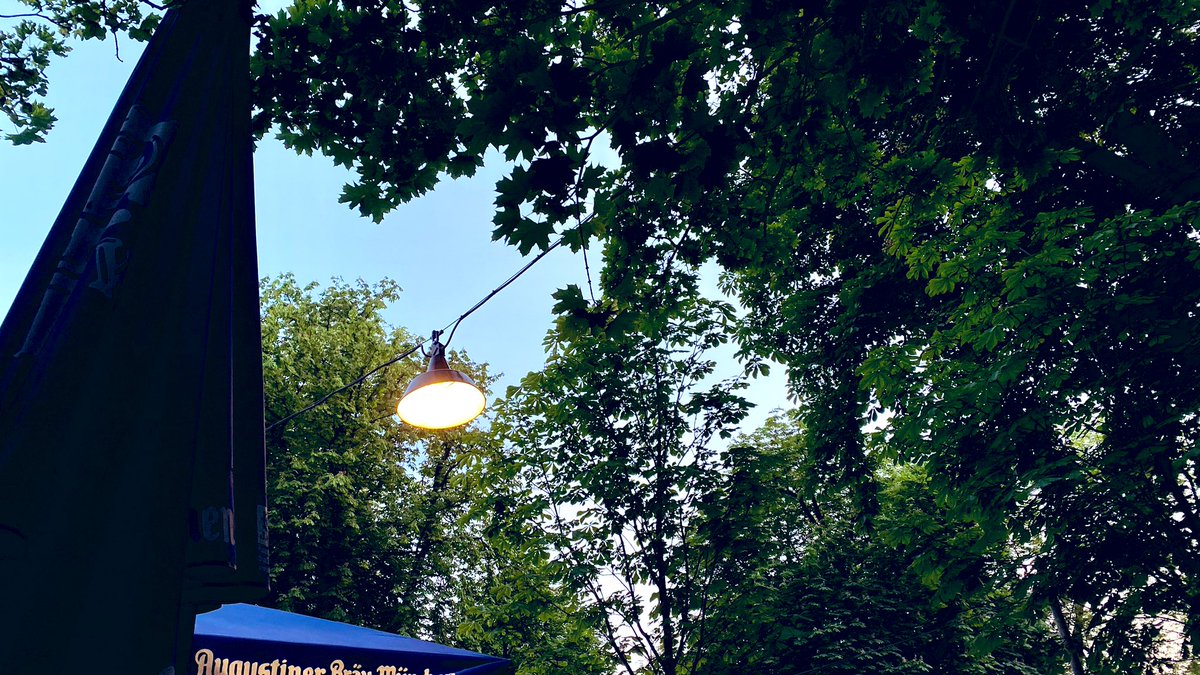 Weißblauer Himmel &amp; #Muenchen #Digitalisierung #Verwaltung statt #rp23 🤍💙 🙏🏼