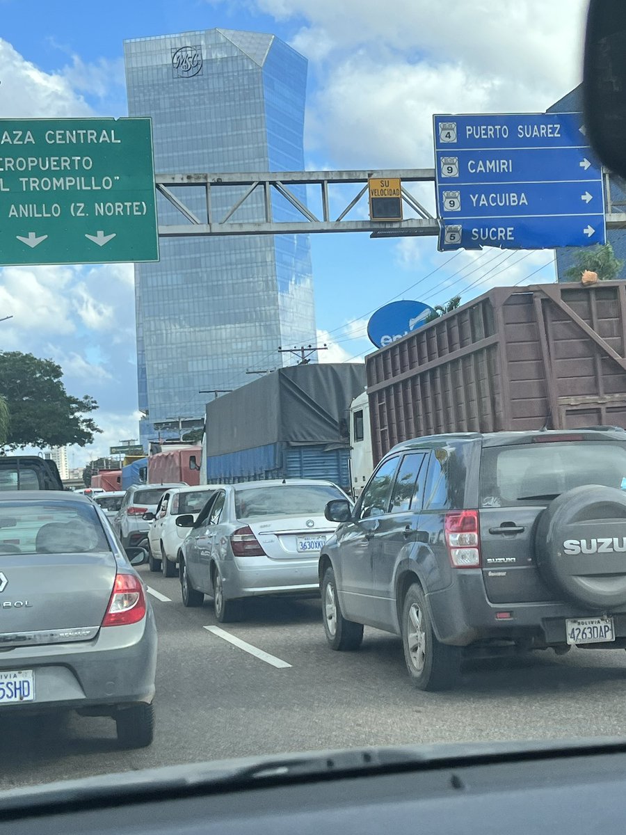 Los odio camioneros que vienen por la Banzer.