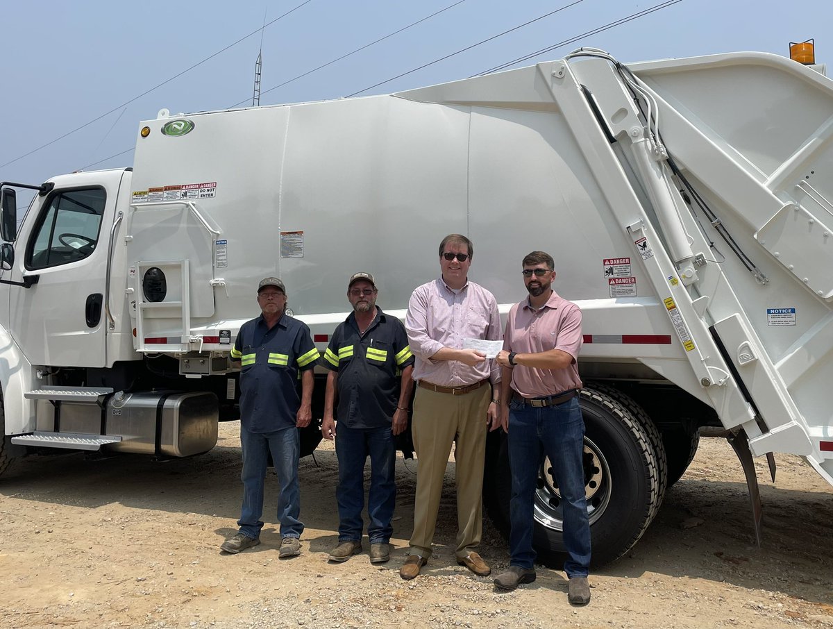 Leon Hays tweet media