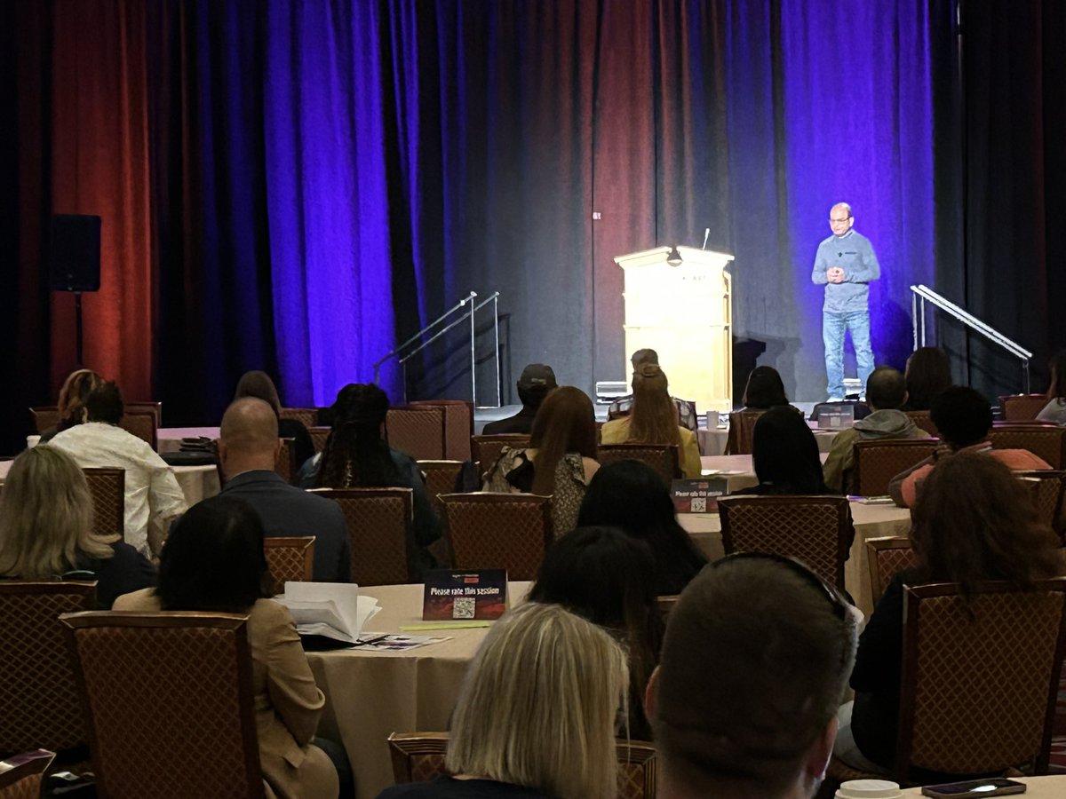 awadesqe's tweet image. Great start to the morning! Thank you @TopoPal for amazing keynote talk on DevOps From Large Enterprises' POV #devops #agile #agiledevopscon