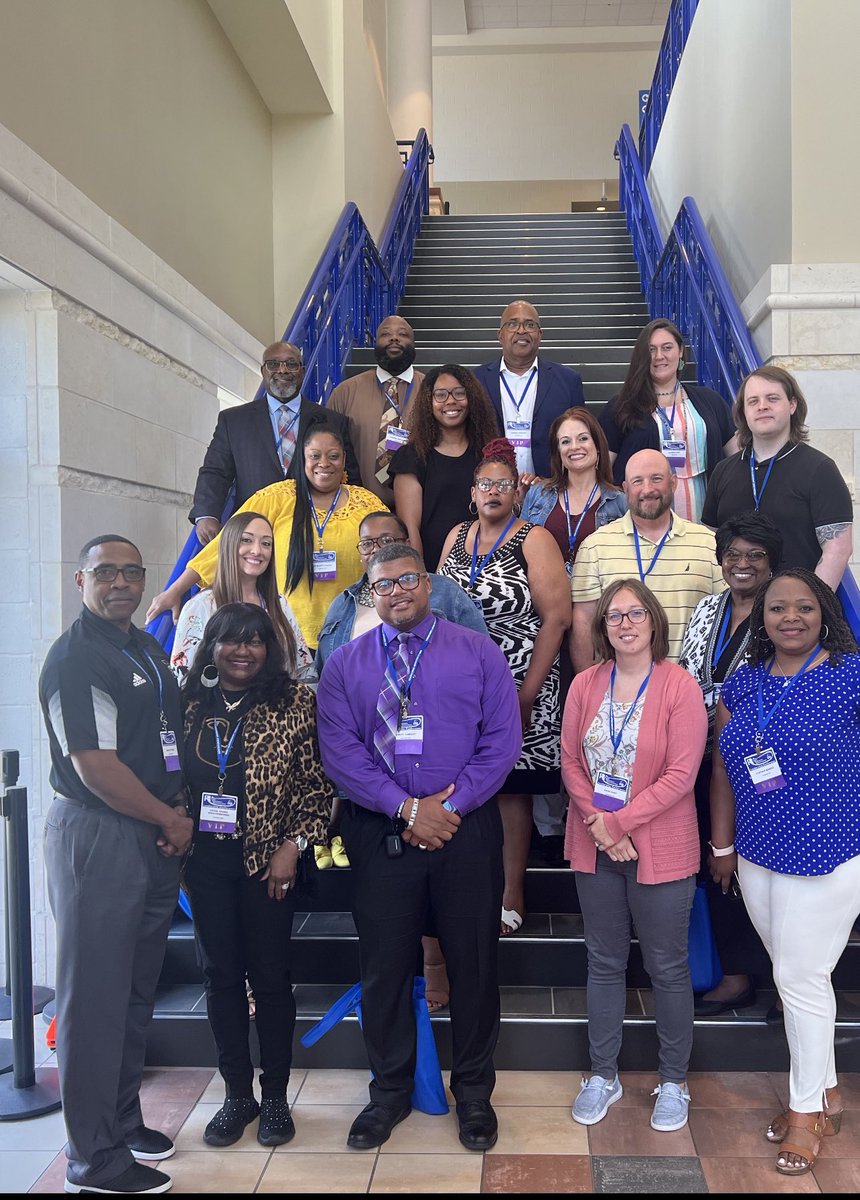 derronrobinson tweet media