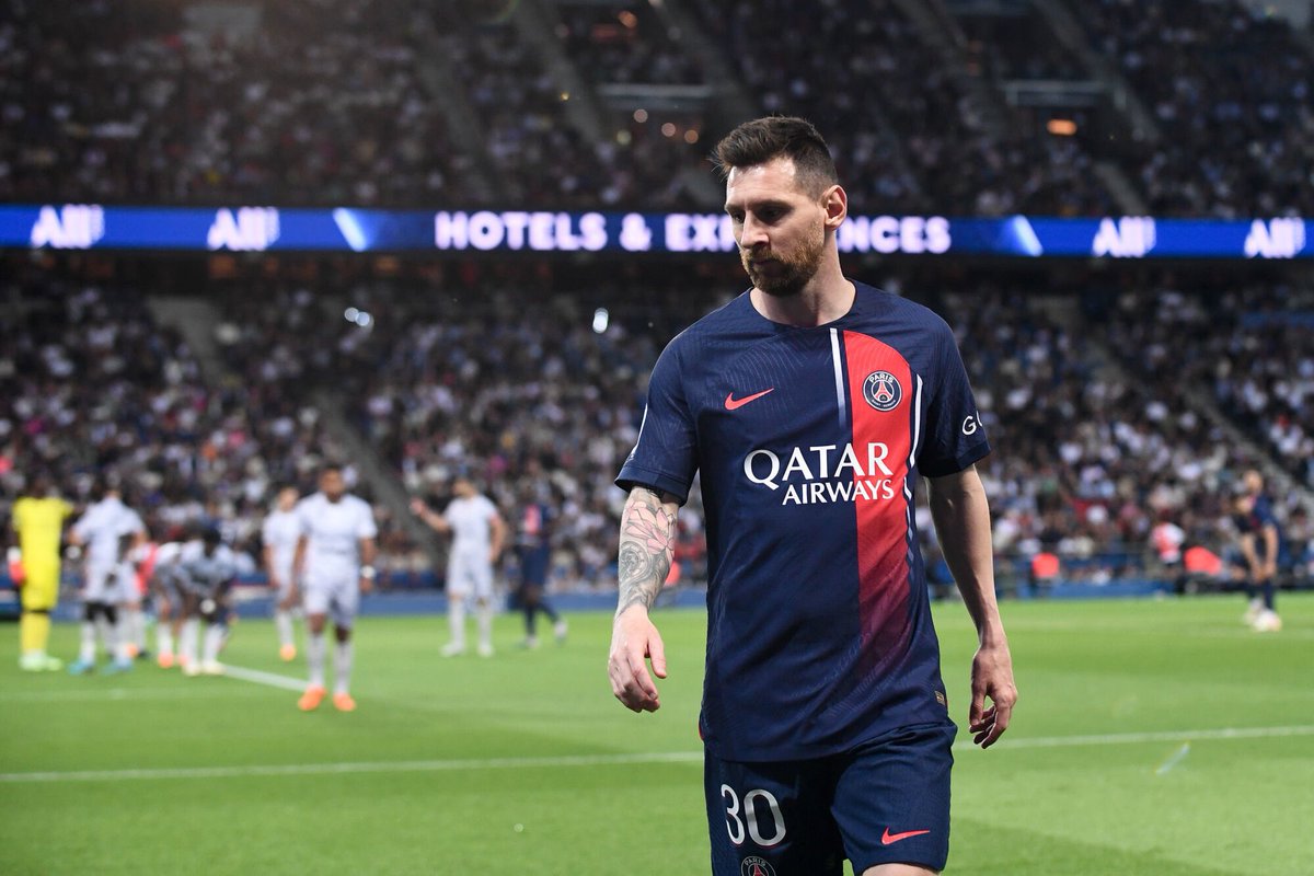 Actu Foot (@actufoot_) on Twitter photo ๐จ Lionel Messi sur sa vie ร Paris :
ยซย C'รฉtait deux ans oรน je n'รฉtais pas heureux. Je n'aimais pas, et cela affectait ma vie de famille.ย ยป
(<a href="/mundodeportivo/">Mundo Deportivo</a>) ๐จ Lionel Messi sur sa vie ร Paris :
ยซย C'รฉtait deux ans oรน je n'รฉtais pas heureux. Je n'aimais pas, et cela affectait ma vie de famille.ย ยป
(<a href="/mundodeportivo/">Mundo Deportivo</a>)