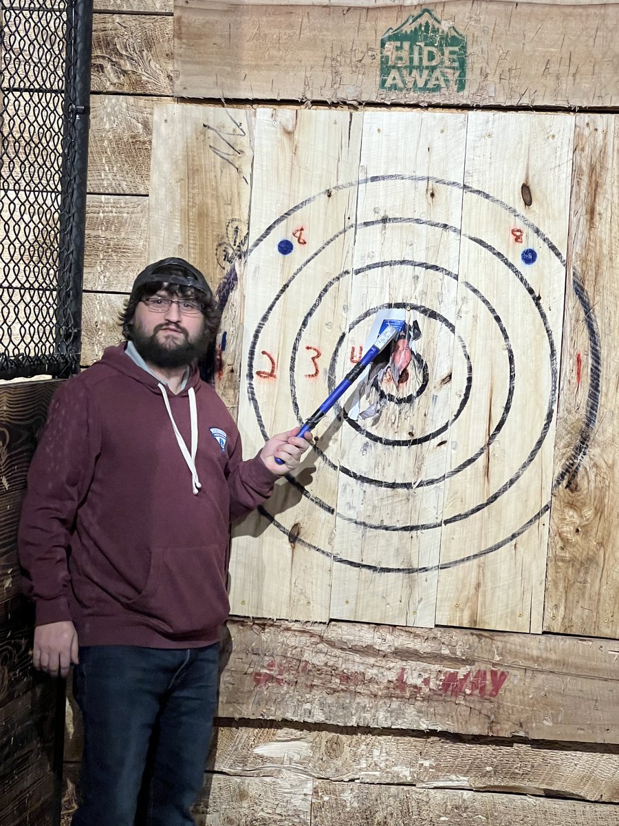 KatoRoofing's tweet image. #NationalRoofingWeek
Wednesday: Employee appreciation! What can we say about our crew... they are the BEST and here at Kato Roofing, we celebrate them often!! @NRCAnews