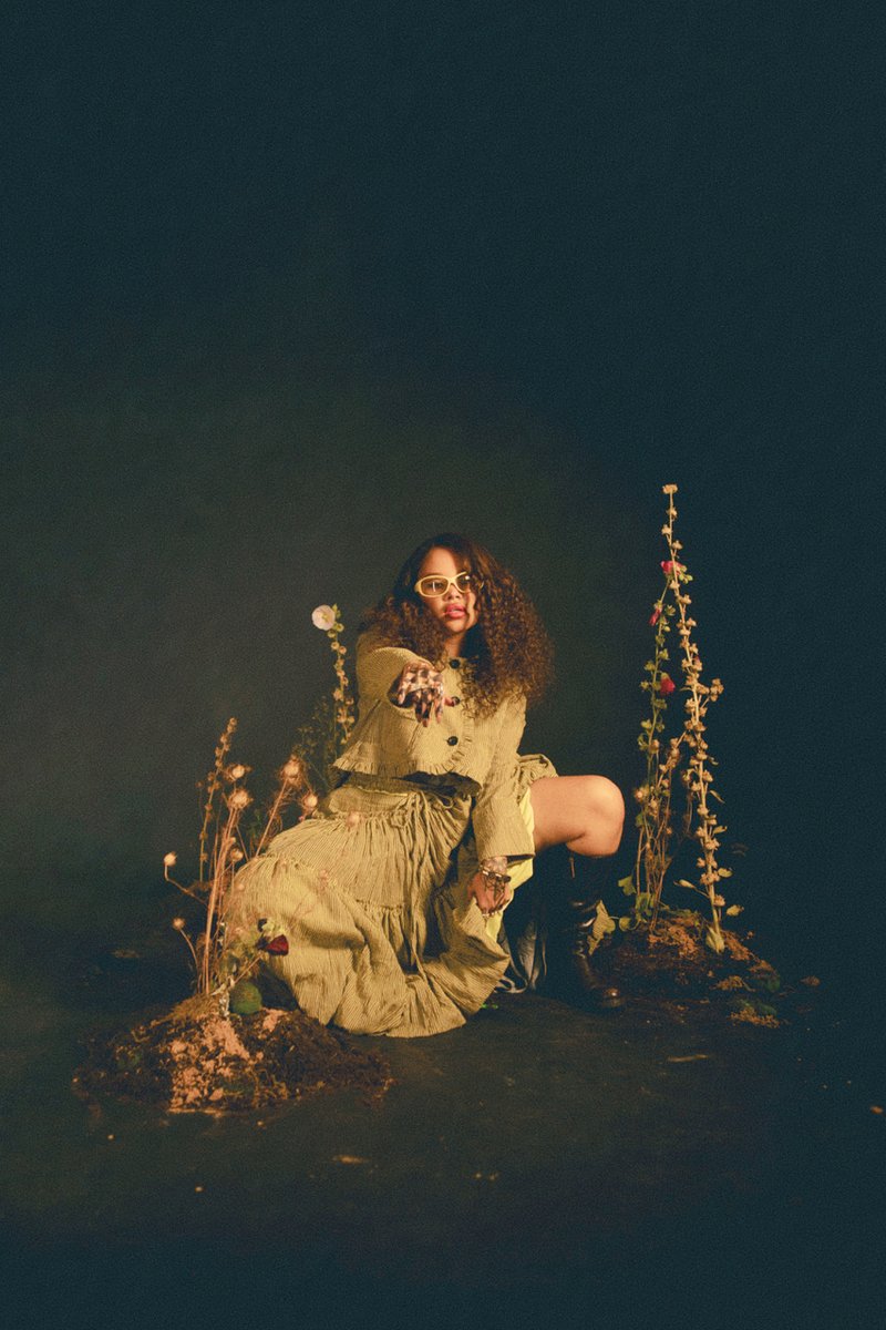 Here's 5 amazing new R&amp;B tracks that should be in heavy rotation this week, featuring music from:

<a href="/madmcferrin/">Madison McFerrin</a>
<a href="/whoisPHABO/">PHABO 🧸</a> &amp; <a href="/ArinRayCamp/">Arin Ray</a> 
@JGrrey13 &amp; <a href="/KojeyRadical/">Kojey</a> 
<a href="/fridayy/">Fridayy</a> &amp; <a href="/chrisbrown/">Chris Brown</a> 
and <a href="/iamdrescot/">Dre Scot</a>